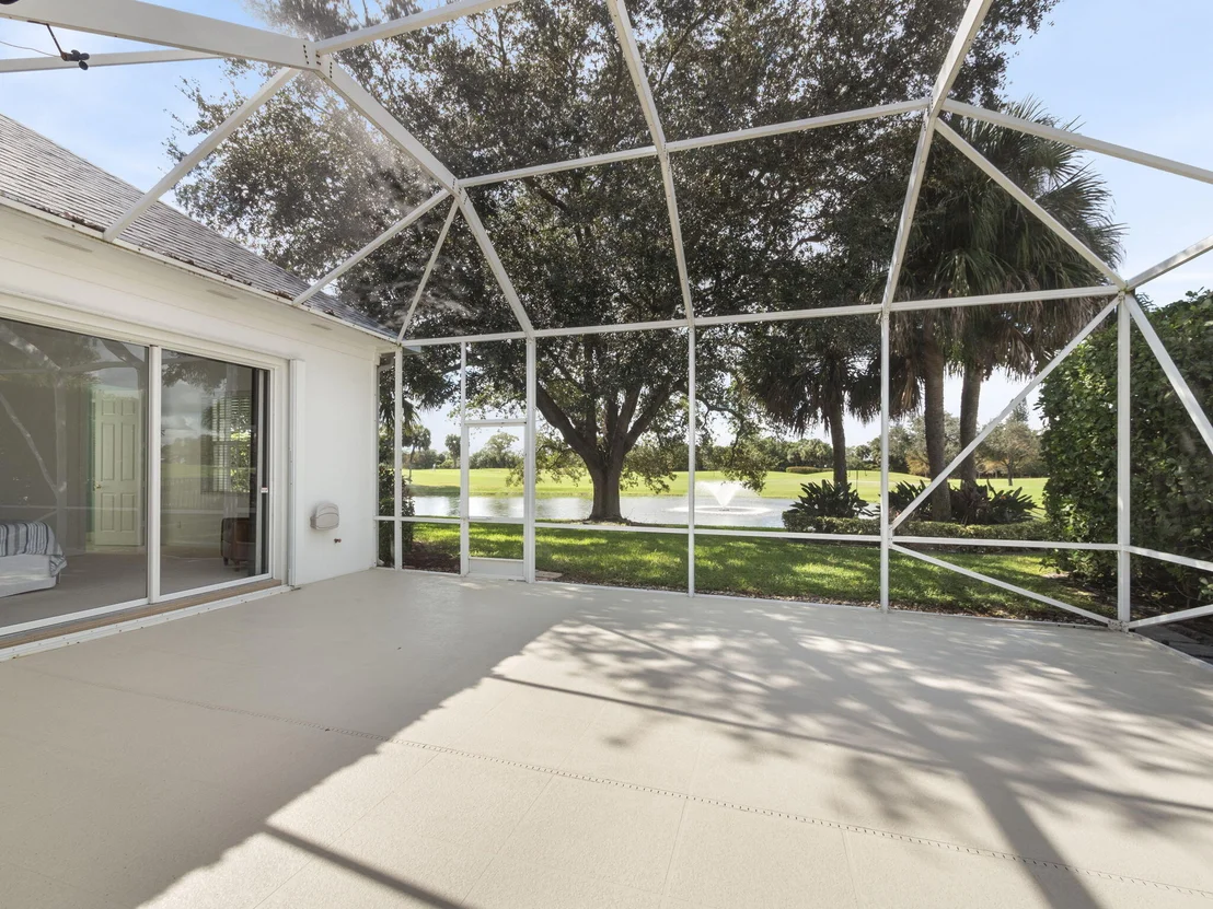 Photo of 192 Barbados Drive