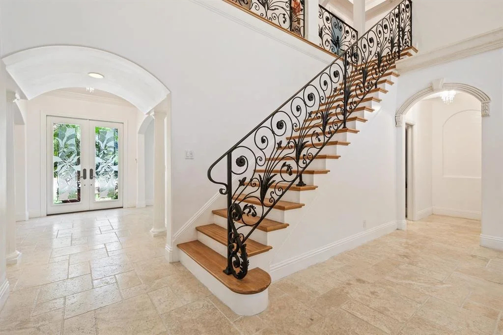 Photo of 104 Nativa Circle