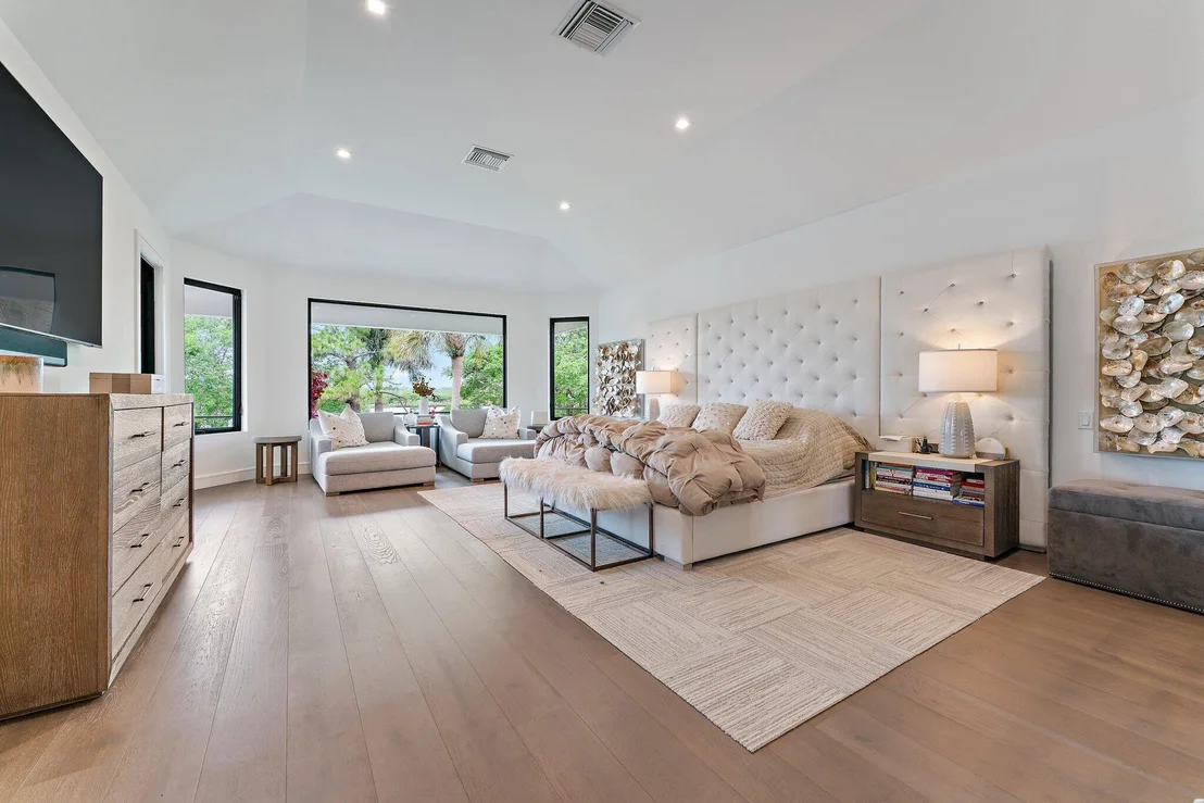 Photo of 8818 SE Riverfront Terrace