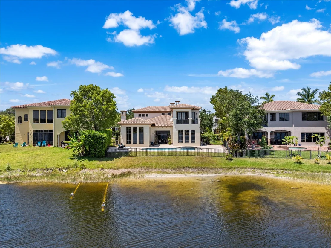 Photo of 9460 Eden Manor
