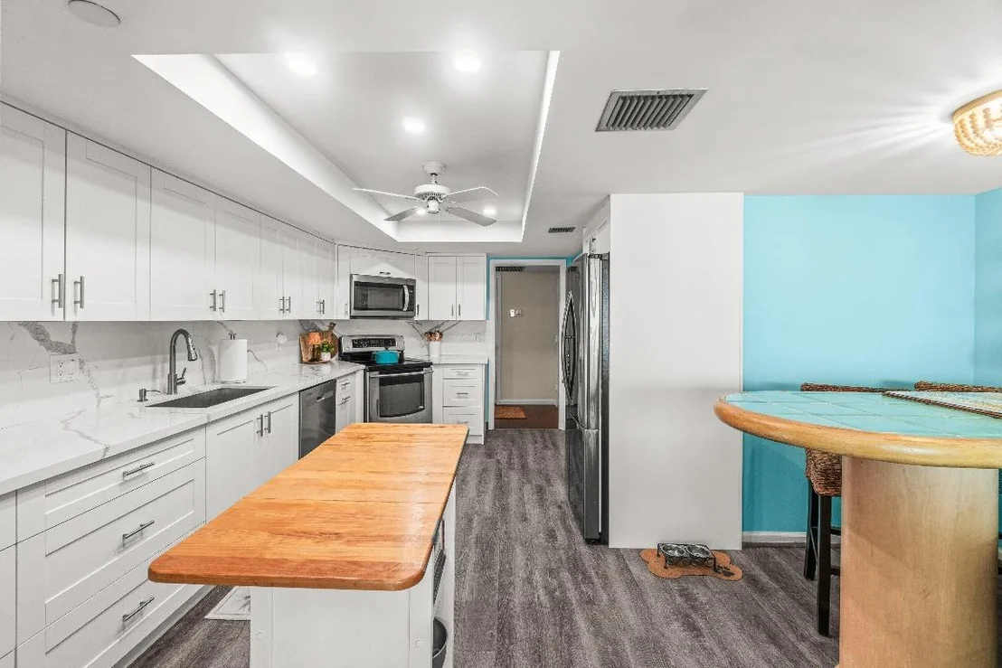 Photo of Unit 708 at 4301 N Ocean Boulevard