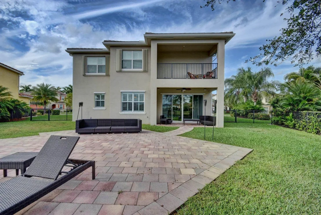 Photo of 9536 Phipps Lane