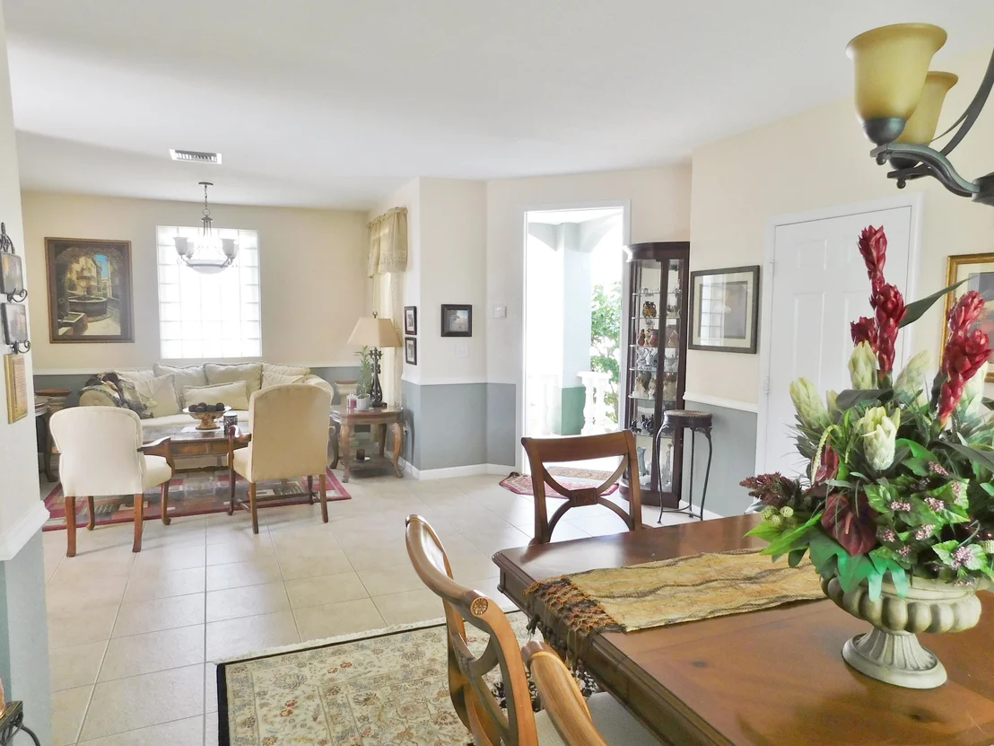 Photo of 5980 Azalea Cir