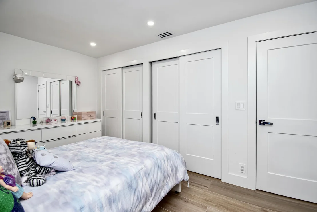 Photo of 7484 Malibu Crescent