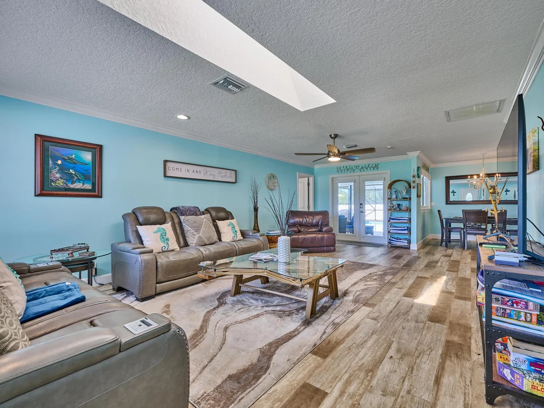 Photo of 708 Weldwood Road