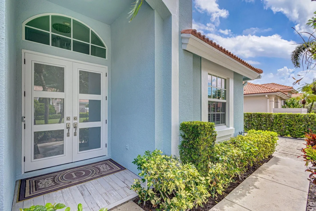 Photo of 271 Eagleton Estates Boulevard