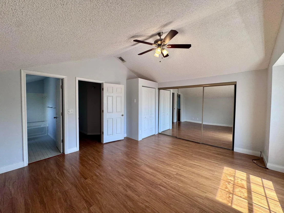 Photo of 5889 Snowdrop Way