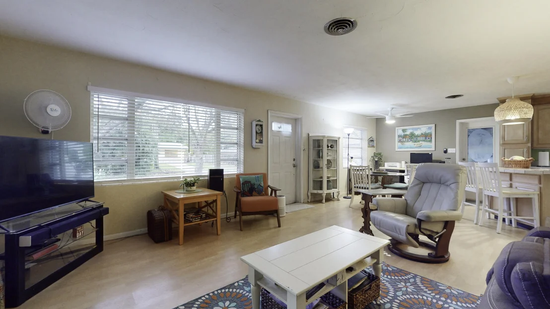 Photo of 3030 Summit Street