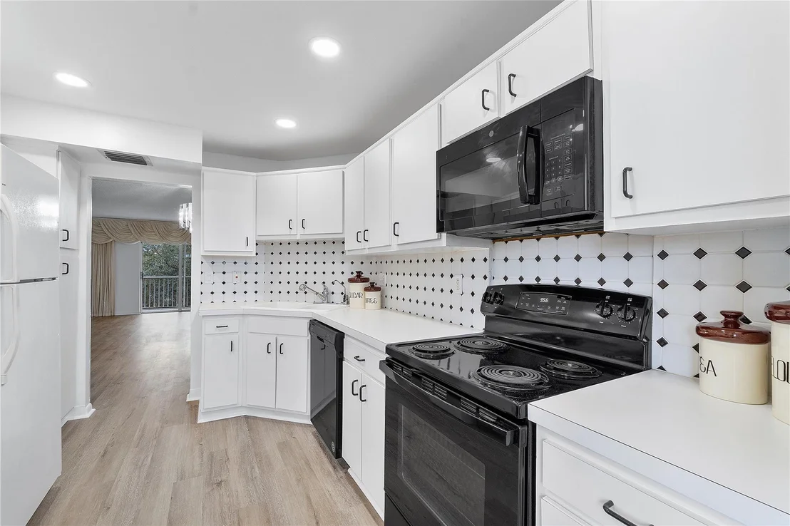 Photo of Unit 402 at 9101 W Sample Road