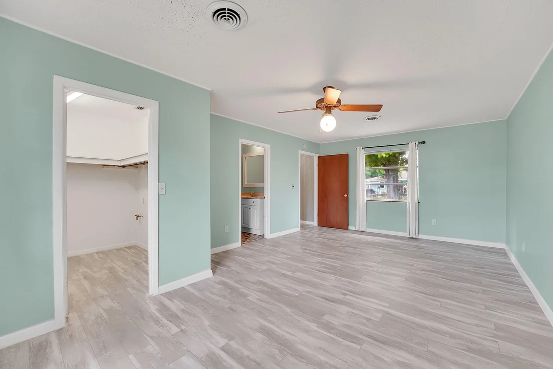 Photo of 5111 Palm Drive