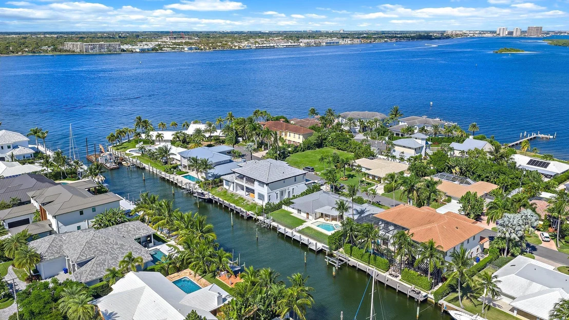 Photo of 1051 Gulfstream Way