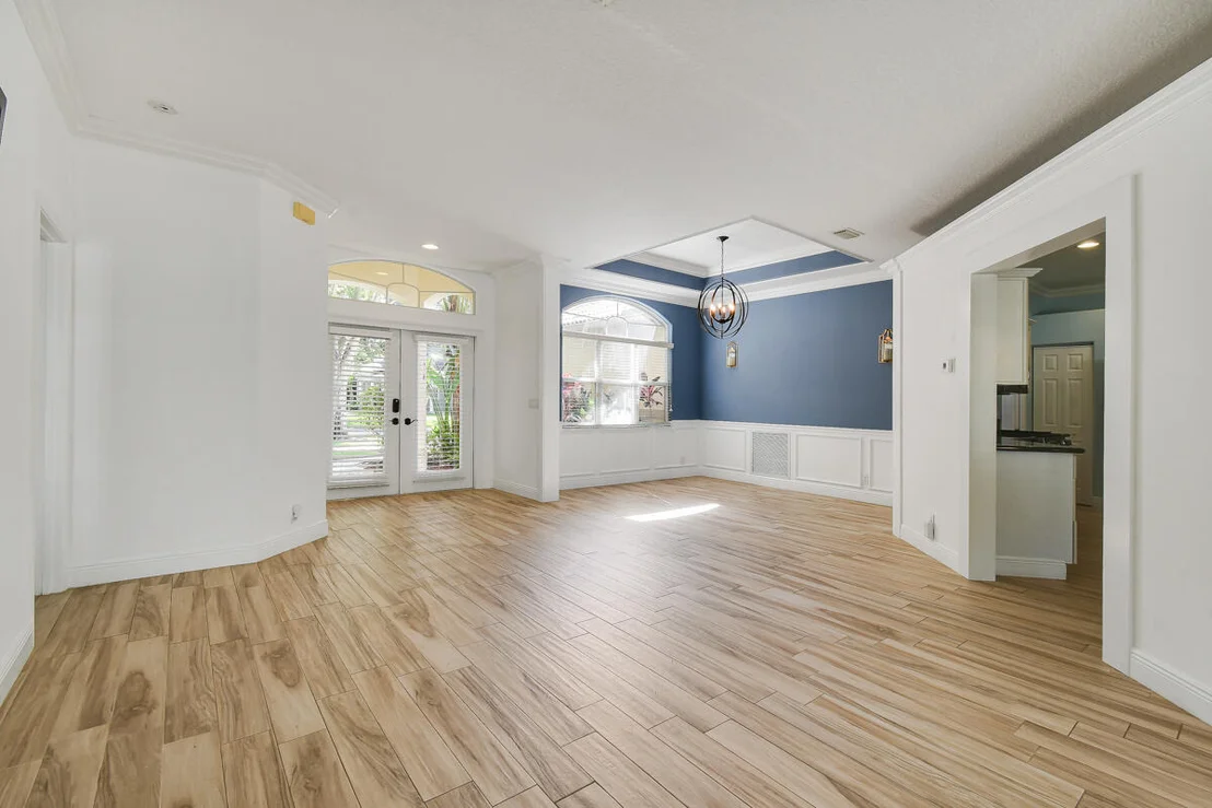 Photo of 1133 Egret Circle S