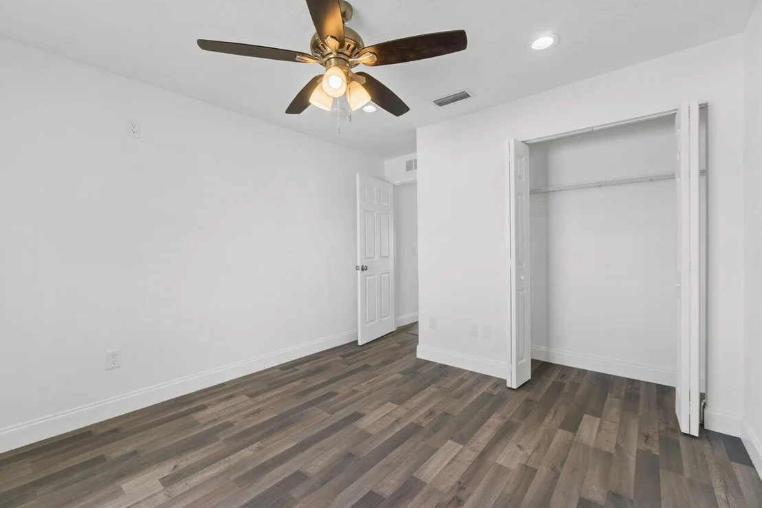 Photo of 929 SE Forrest Park Drive