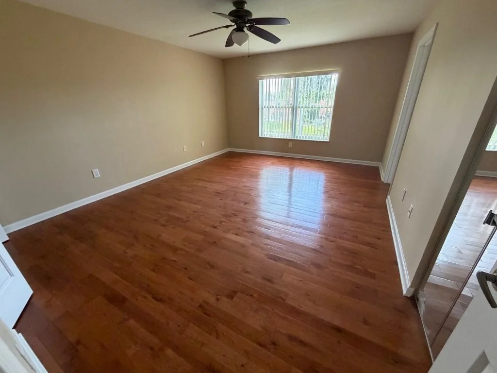Photo of 360 NW 115th Way