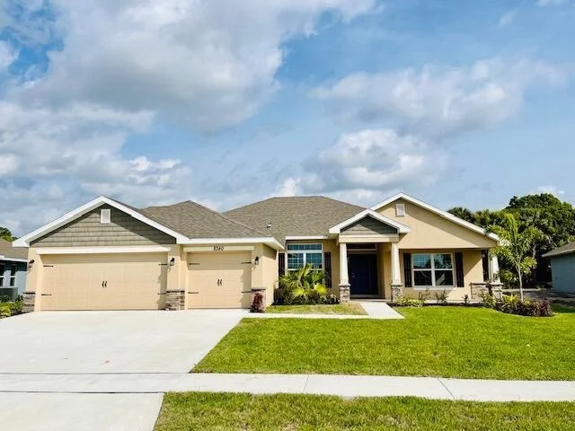 Photo of 8340 Amalfi Circle