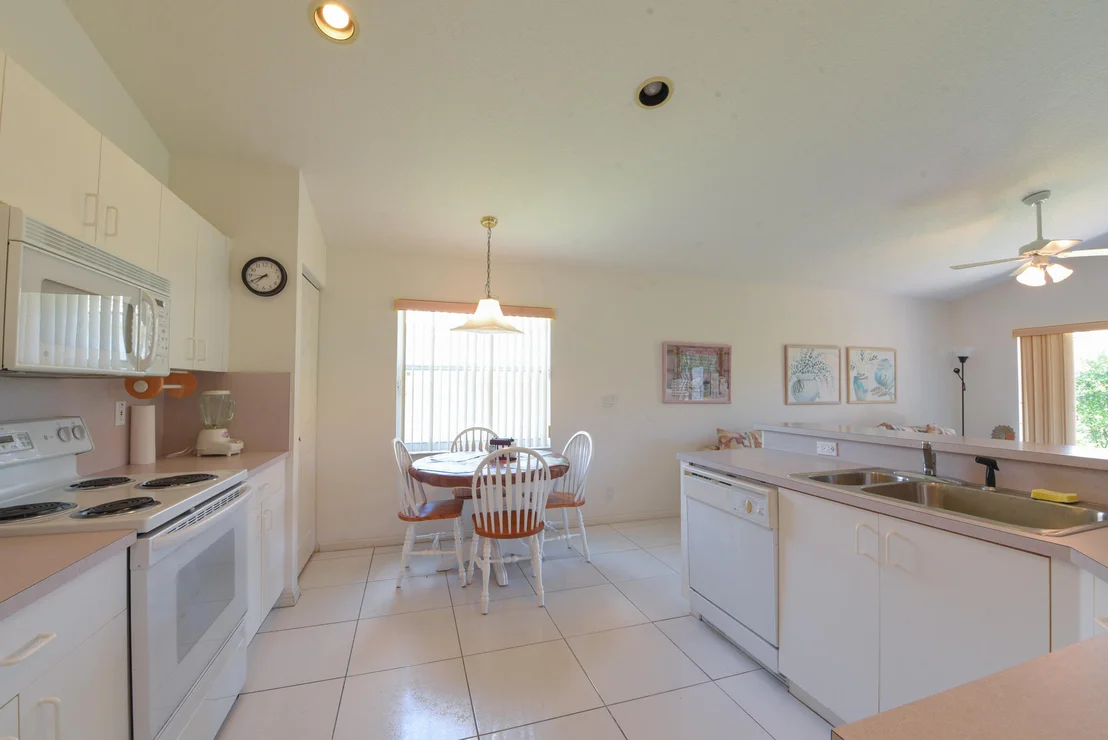 Photo of 9636 Arbor View Drive N