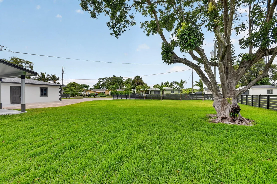 Photo of 3192 Riddle Road
