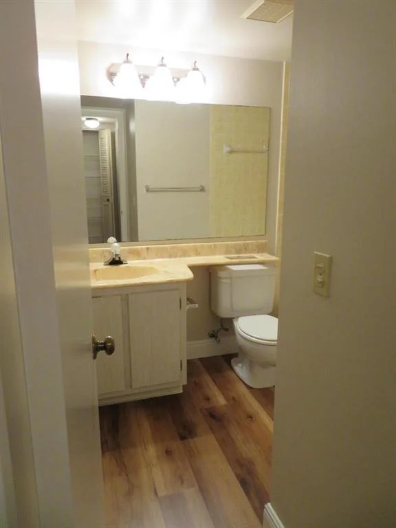 Photo of Unit D1 at 313 Knotty Pine Circle