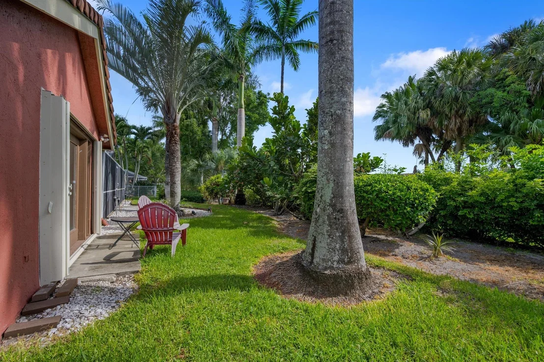 Photo of 6572 Brookhurst Circle