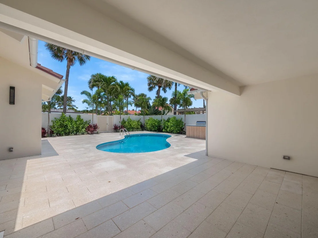 Photo of 105 W Bonefish Circle