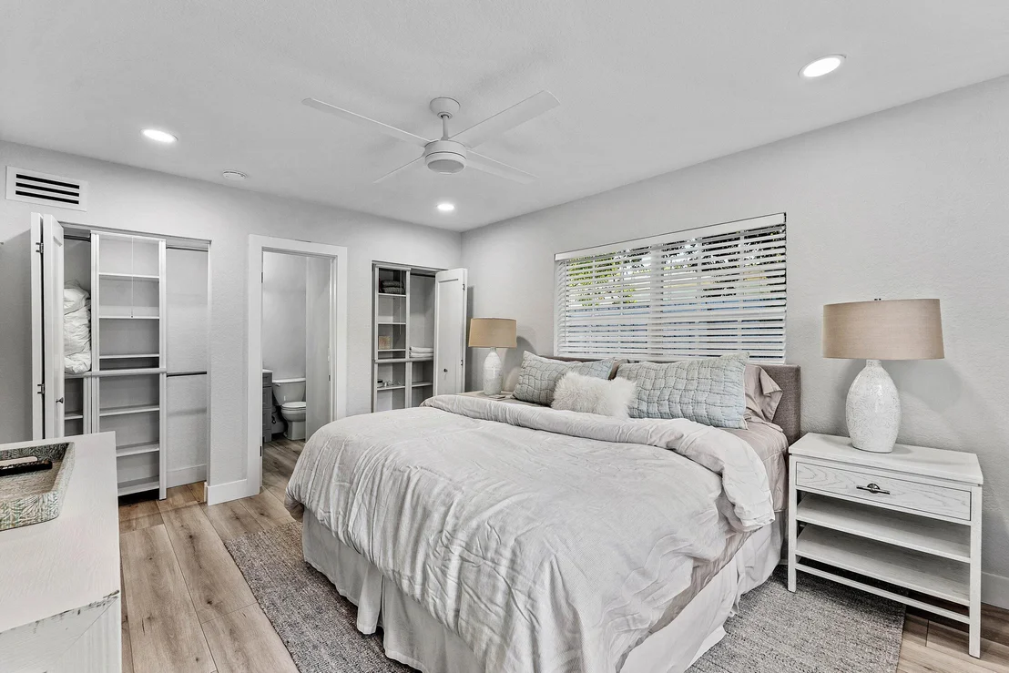 Photo of 233 Lake Terrace