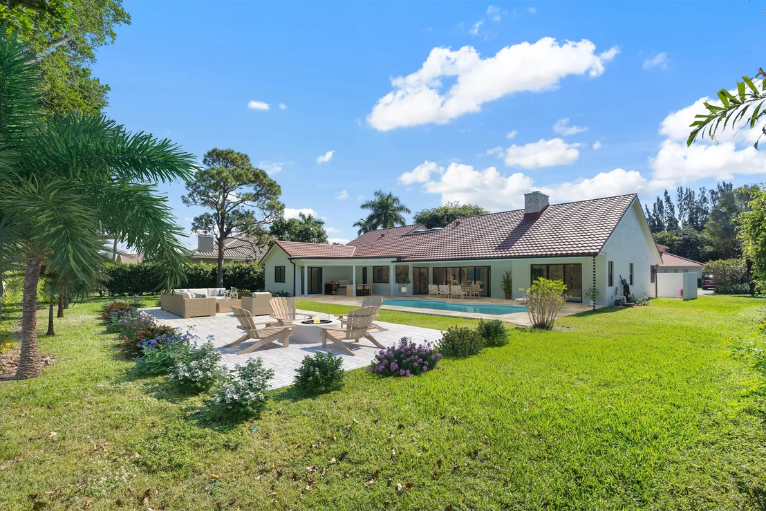Photo of 4543 Gleneagles Drive