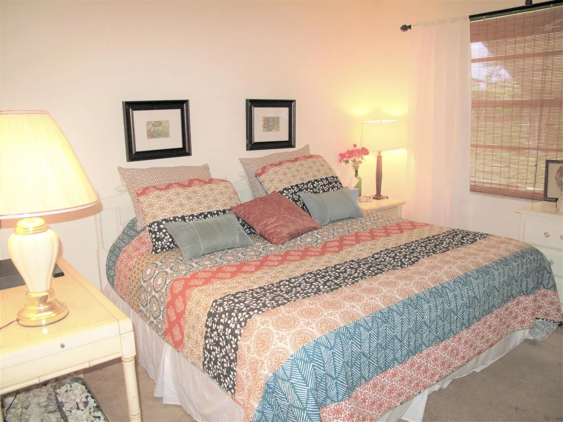 Photo of Unit D at 5031 NESTING Way