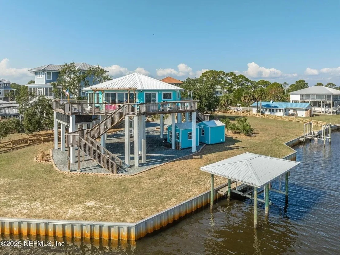 Photo of 47 BLUE CRAB Lane