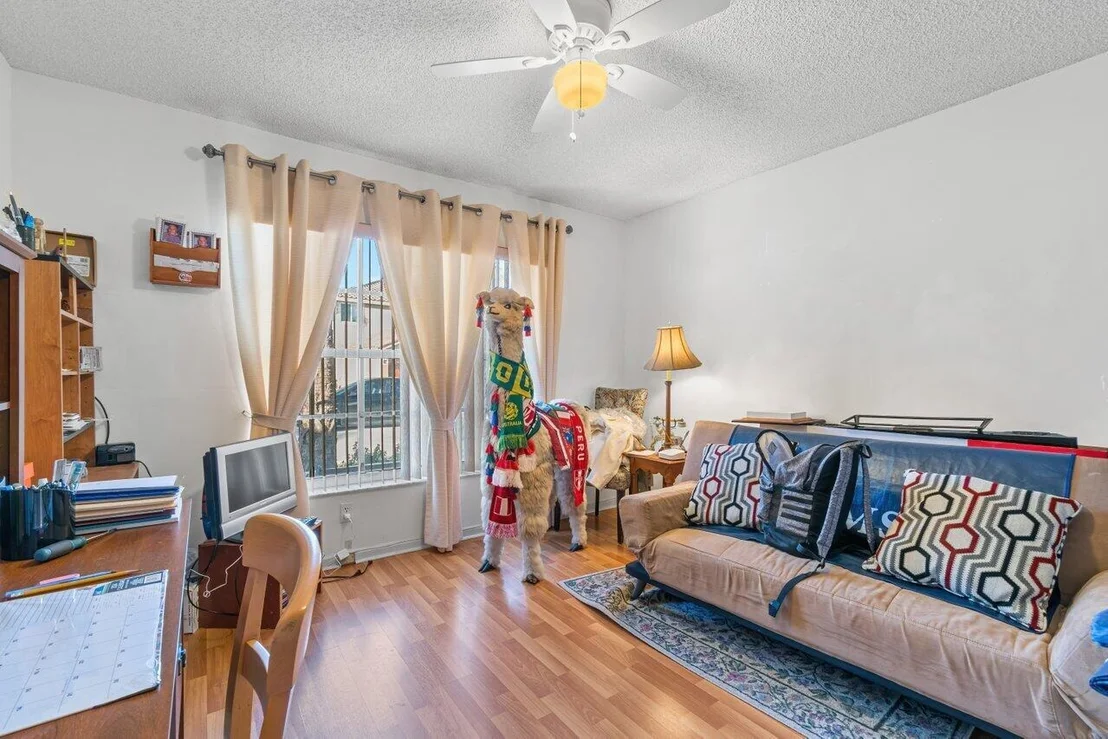 Photo of 3526 Chesapeake Circle