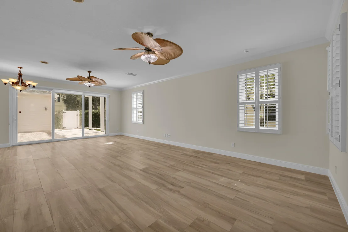 Photo of 325 Sweet Bay Circle