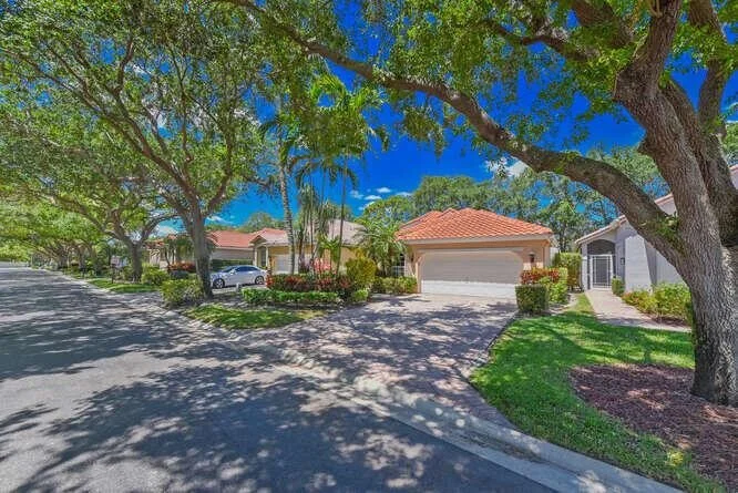 Photo of 5297 Brookview Drive
