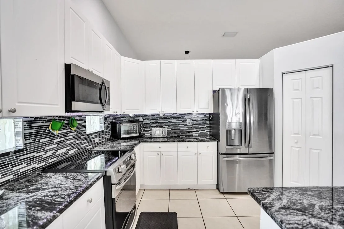 Photo of 5886 Bay Hill Circle