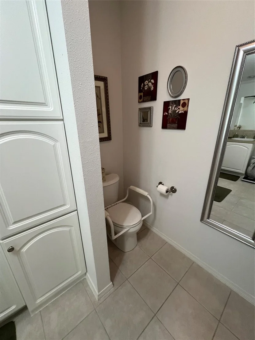 Photo of 4401 SW 10th Way