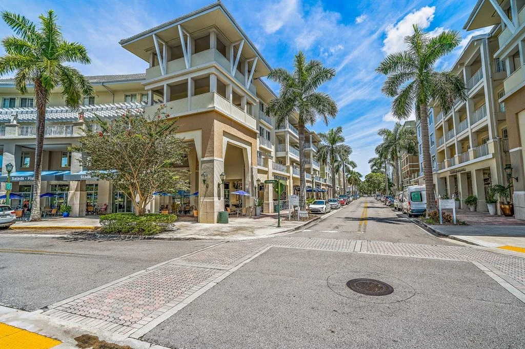 Photo of Unit 21 at 1080 University Boulevard
