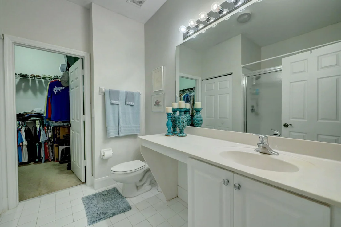 Photo of Unit B at 105 Lighthouse Circle