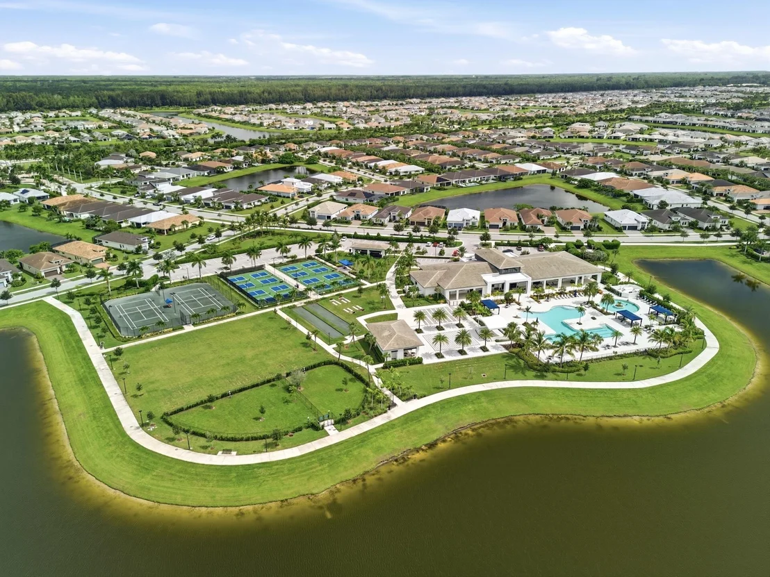 Photo of 4853 Saint Armands Way