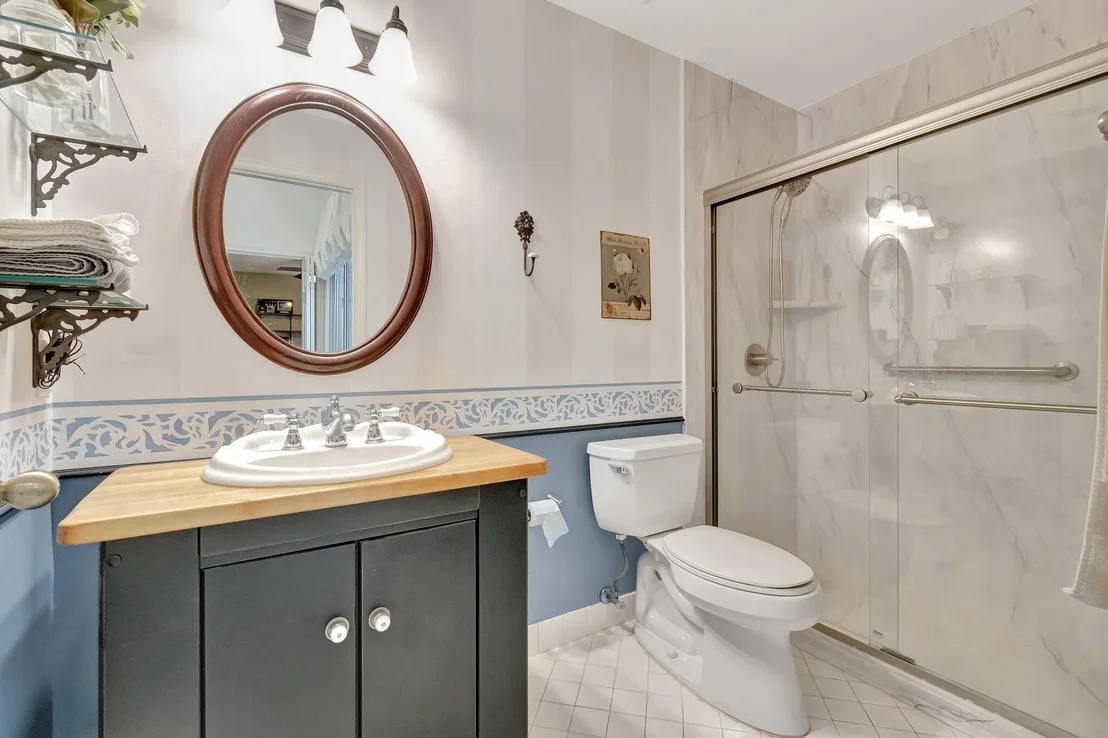Photo of 6393 Lansdowne Circle