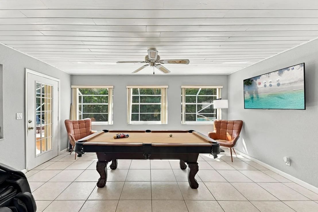 Photo of 5660 Lee Drive
