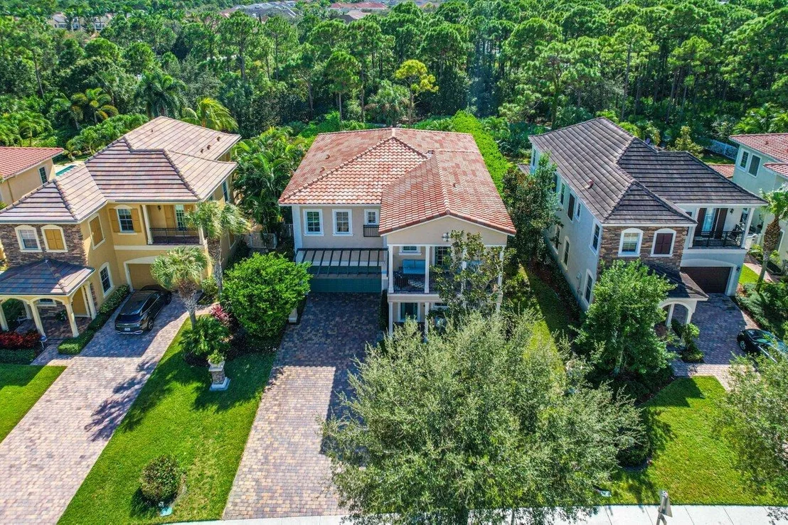 Photo of 112 Canterbury Place
