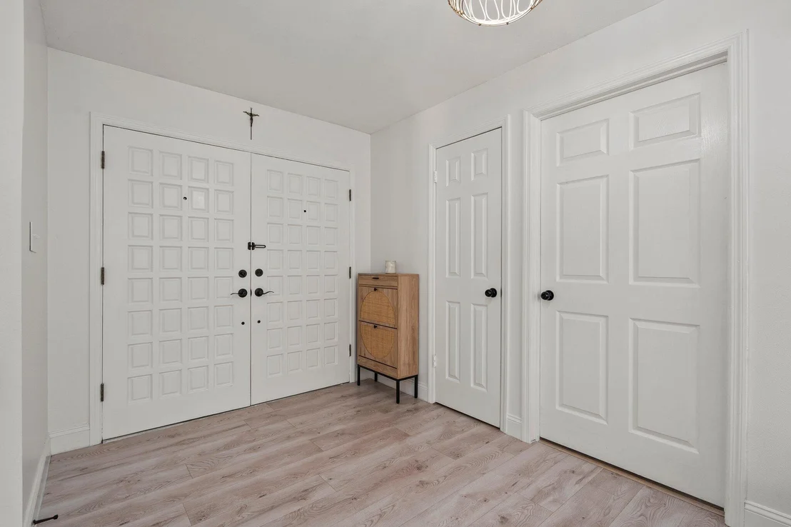 Photo of 2900 Grove Drive