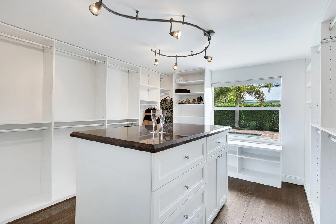 Photo of 618 Sunshine Drive