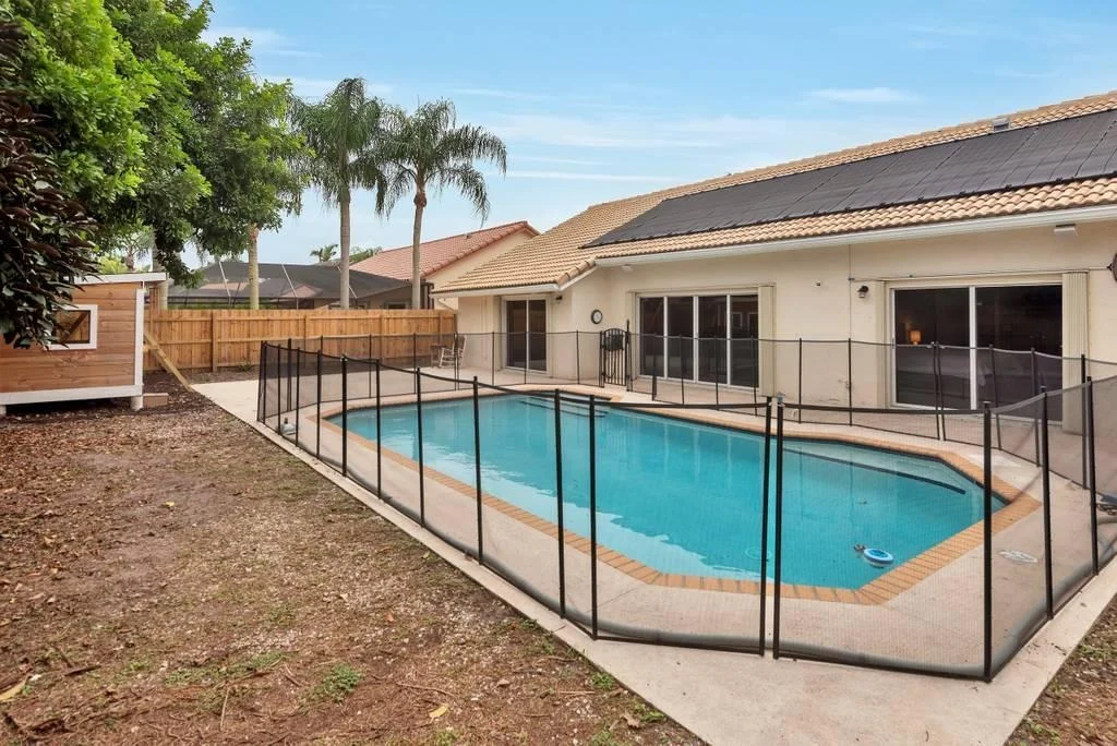 Photo of 9800 Sun Pointe Drive
