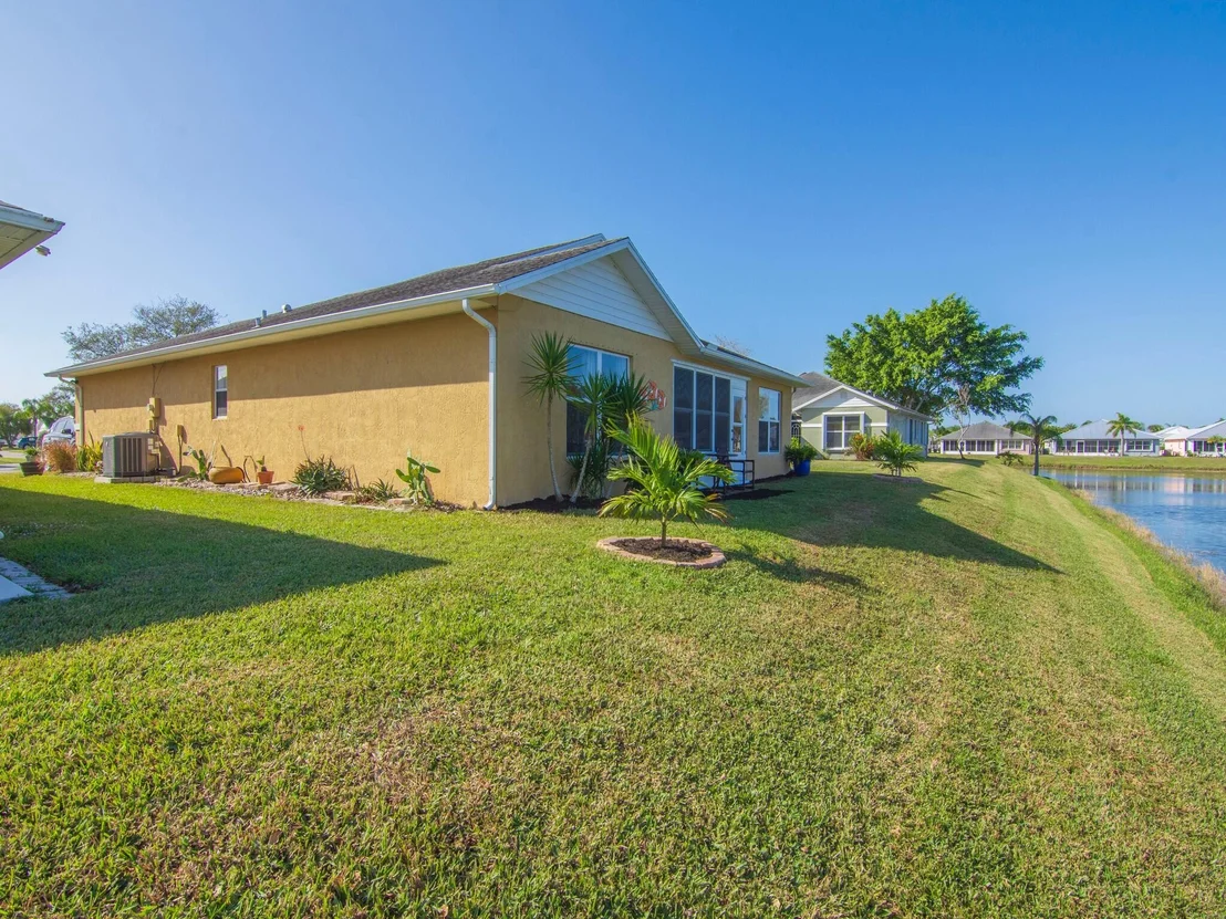 Photo of 6713 Gaviota