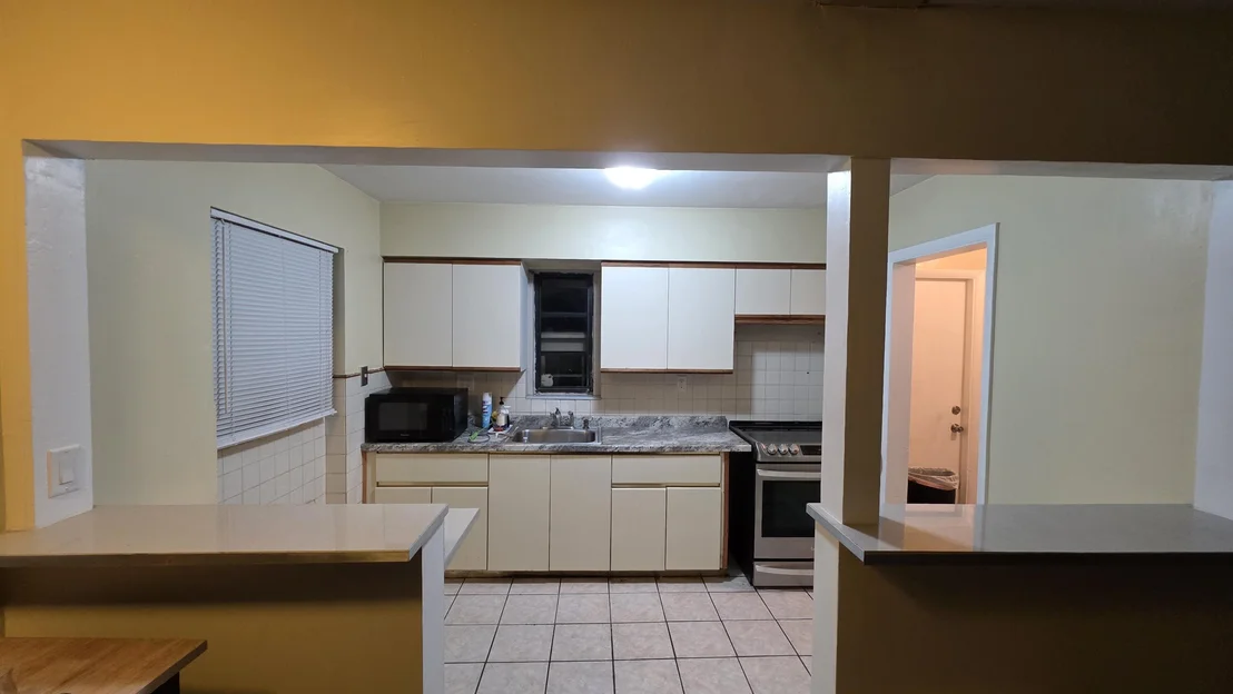 Photo of 2305 E River Drive