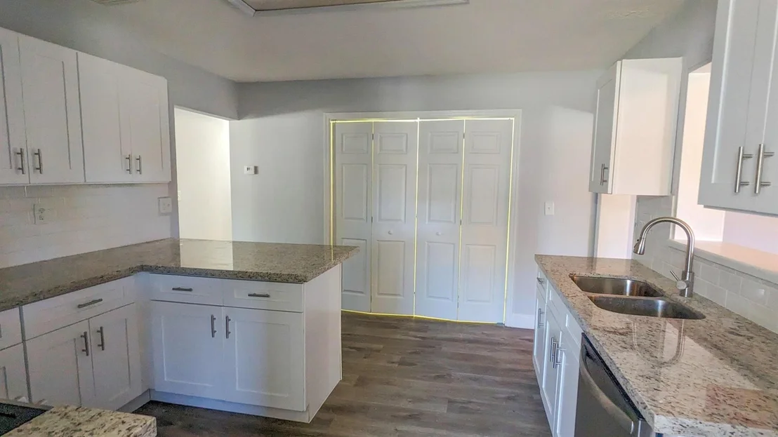 Photo of 5401 Palm Drive