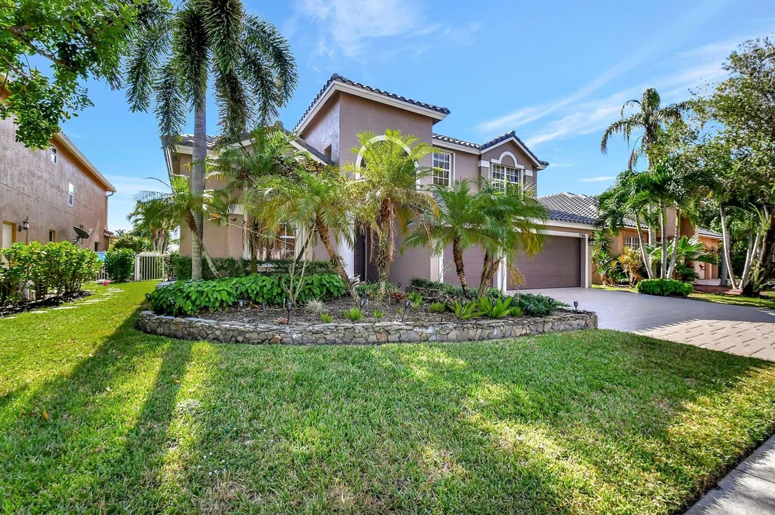 Photo of 12366 Cascades Pointe Drive