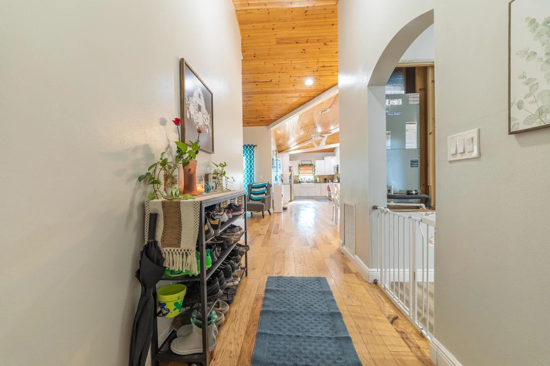 Photo of 1402 SE 12th Drive