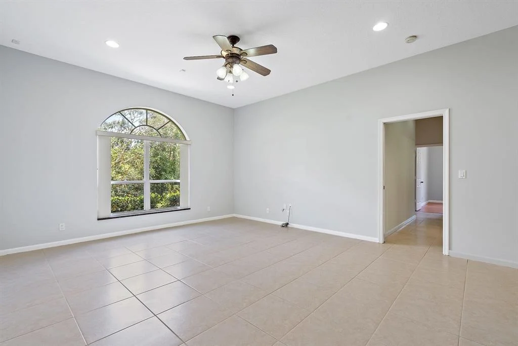 Photo of 228 Blackbird Lane
