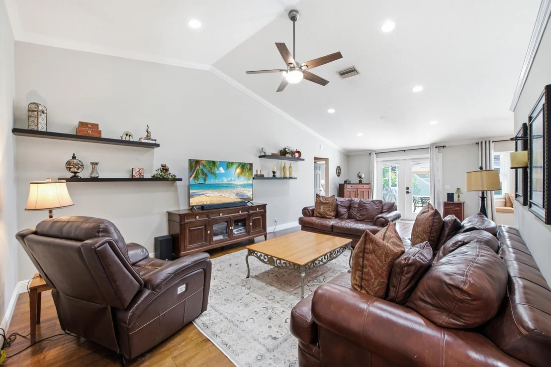 Photo of 805 Daffodil Drive