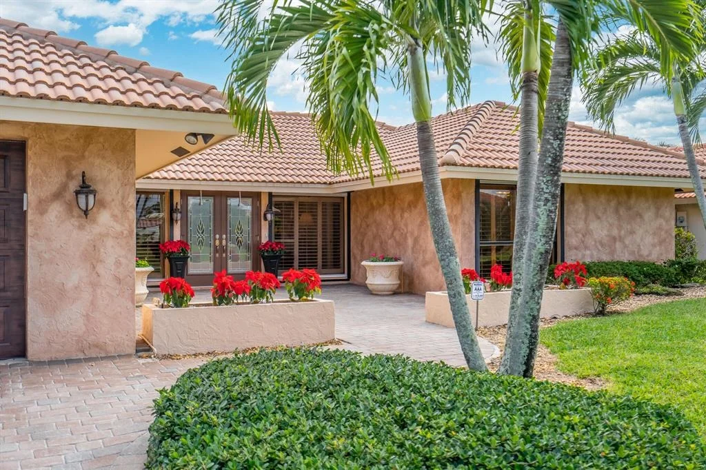Photo of 5880 Pinebrook Drive